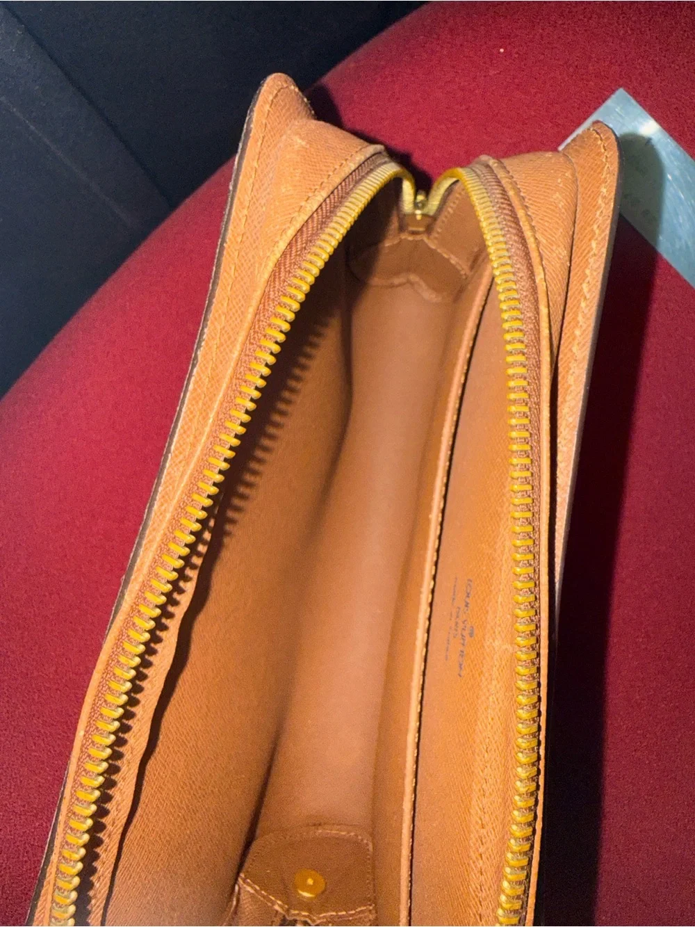 Louis Vuitton Authenticated 1997 Pochette Orsay